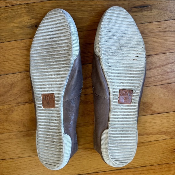 Frye Grey Melanie Slip On Flats Sneakers 9.5 - Picture 7 of 13